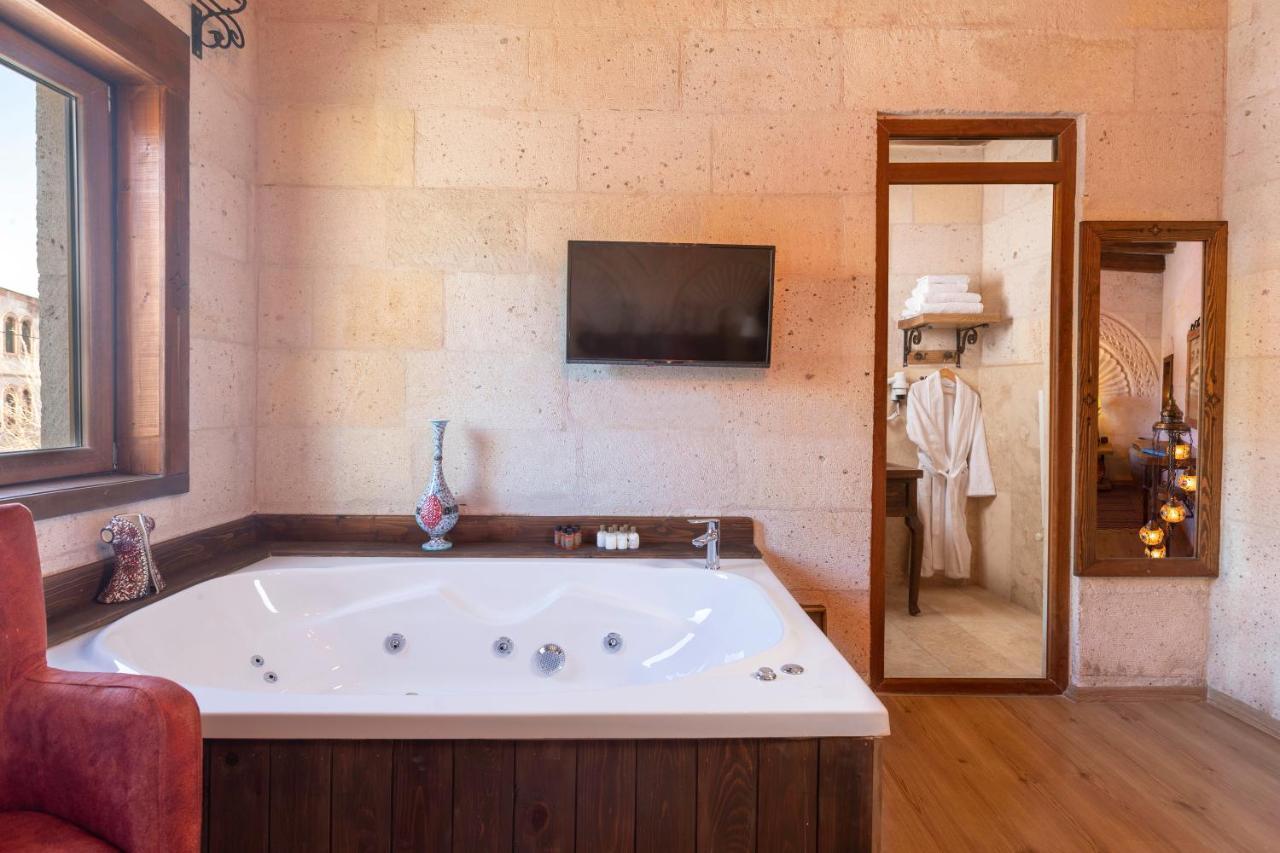 Maron Stone House Gasthof