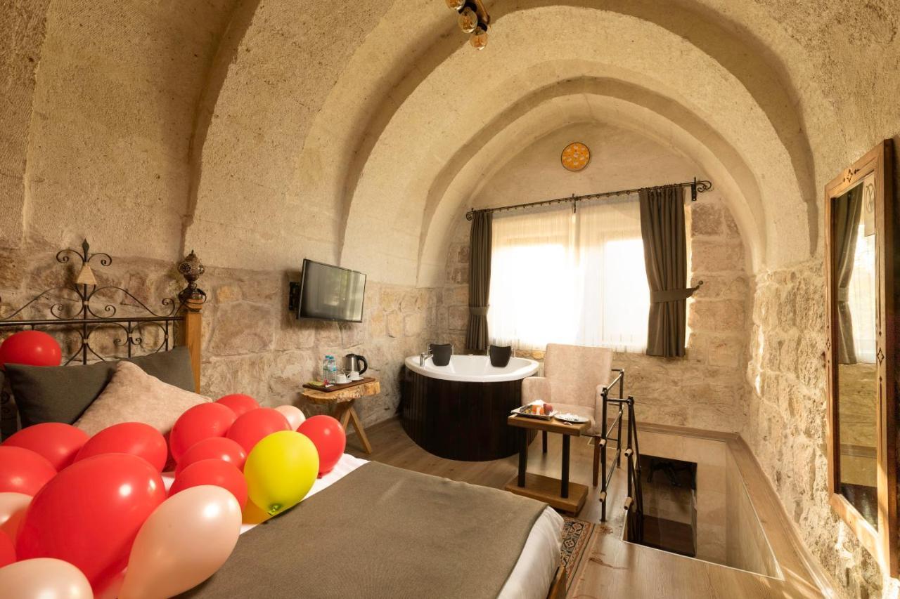 Maron Stone House Gasthof